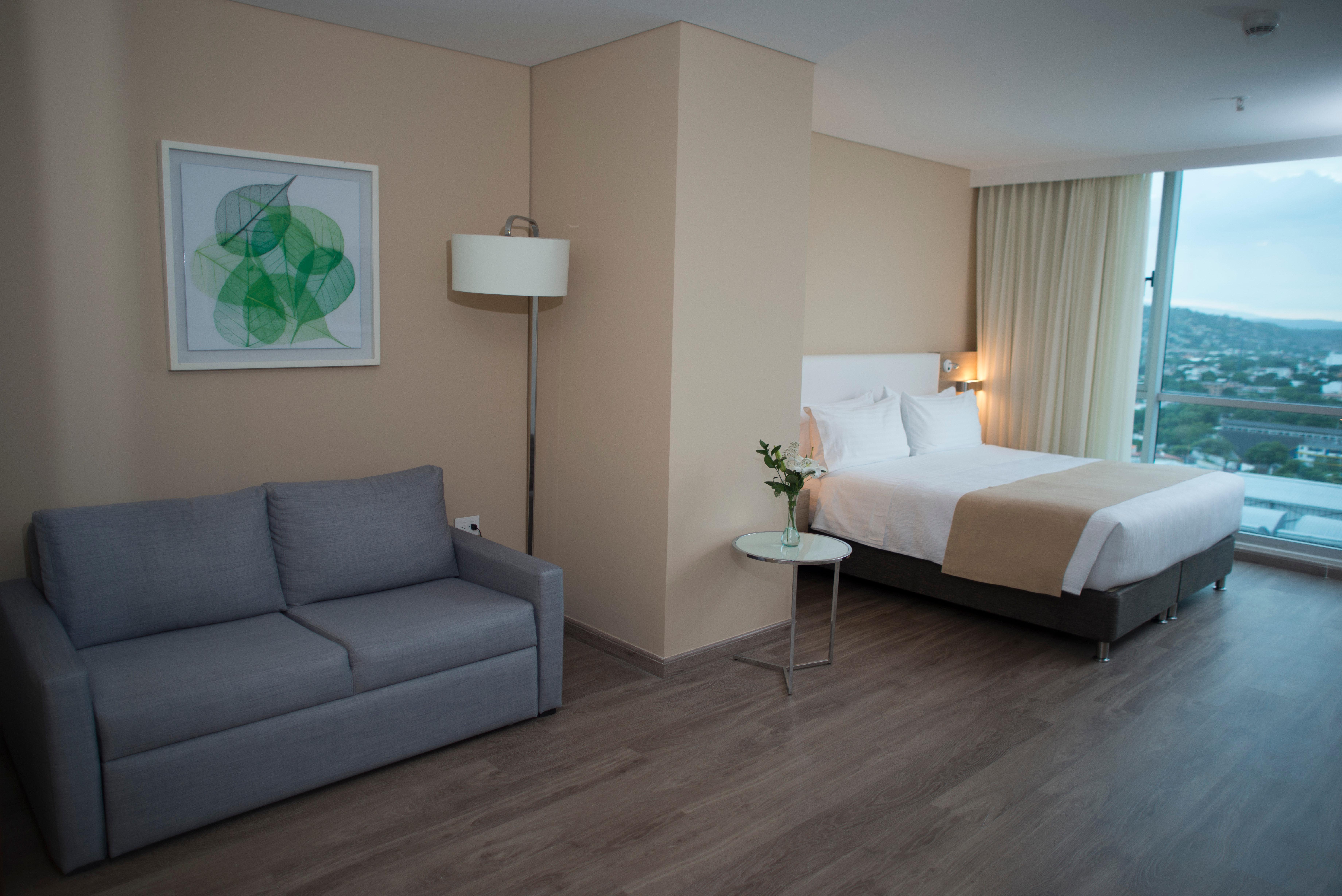By Ihg 5*