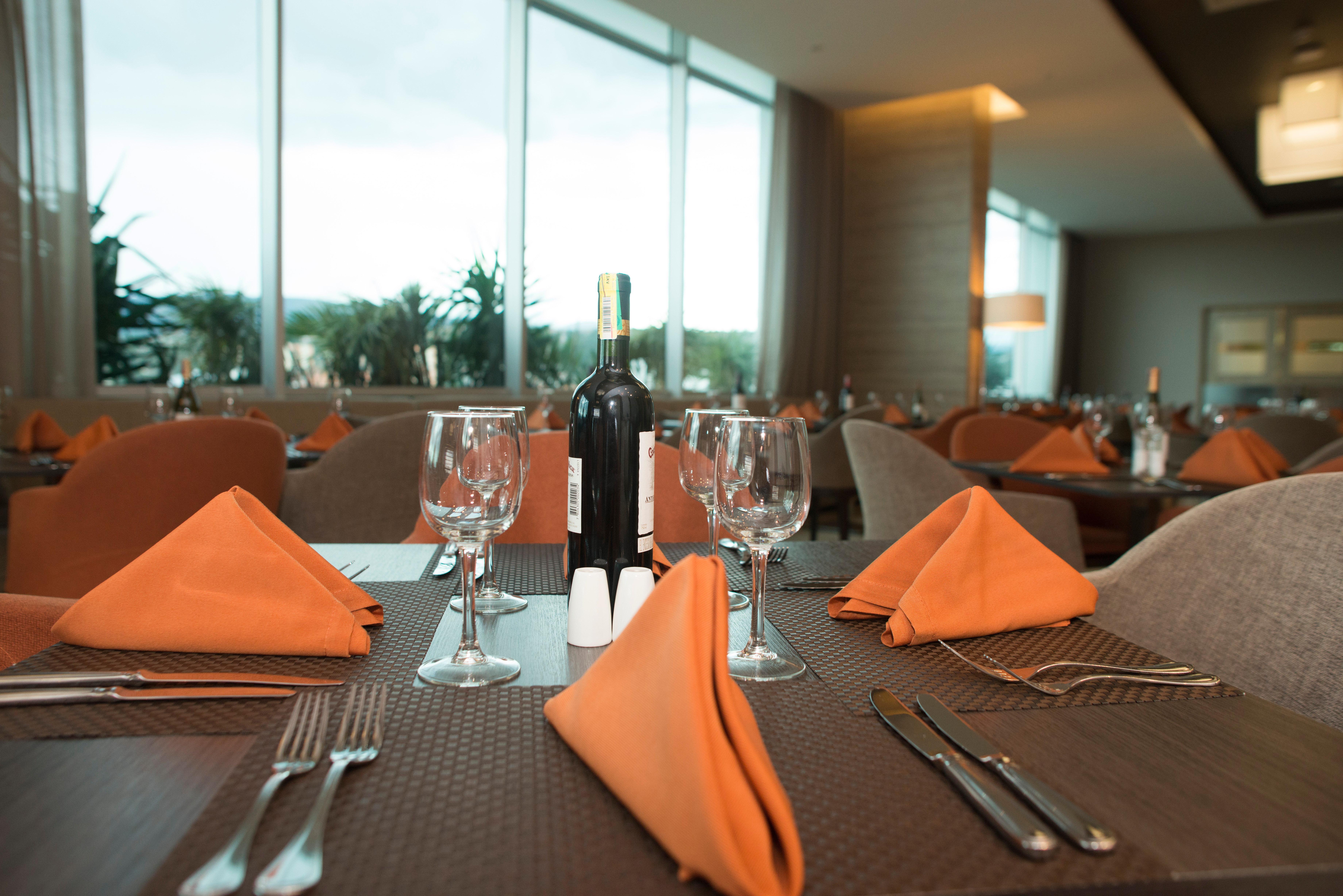 Hotel By Ihg