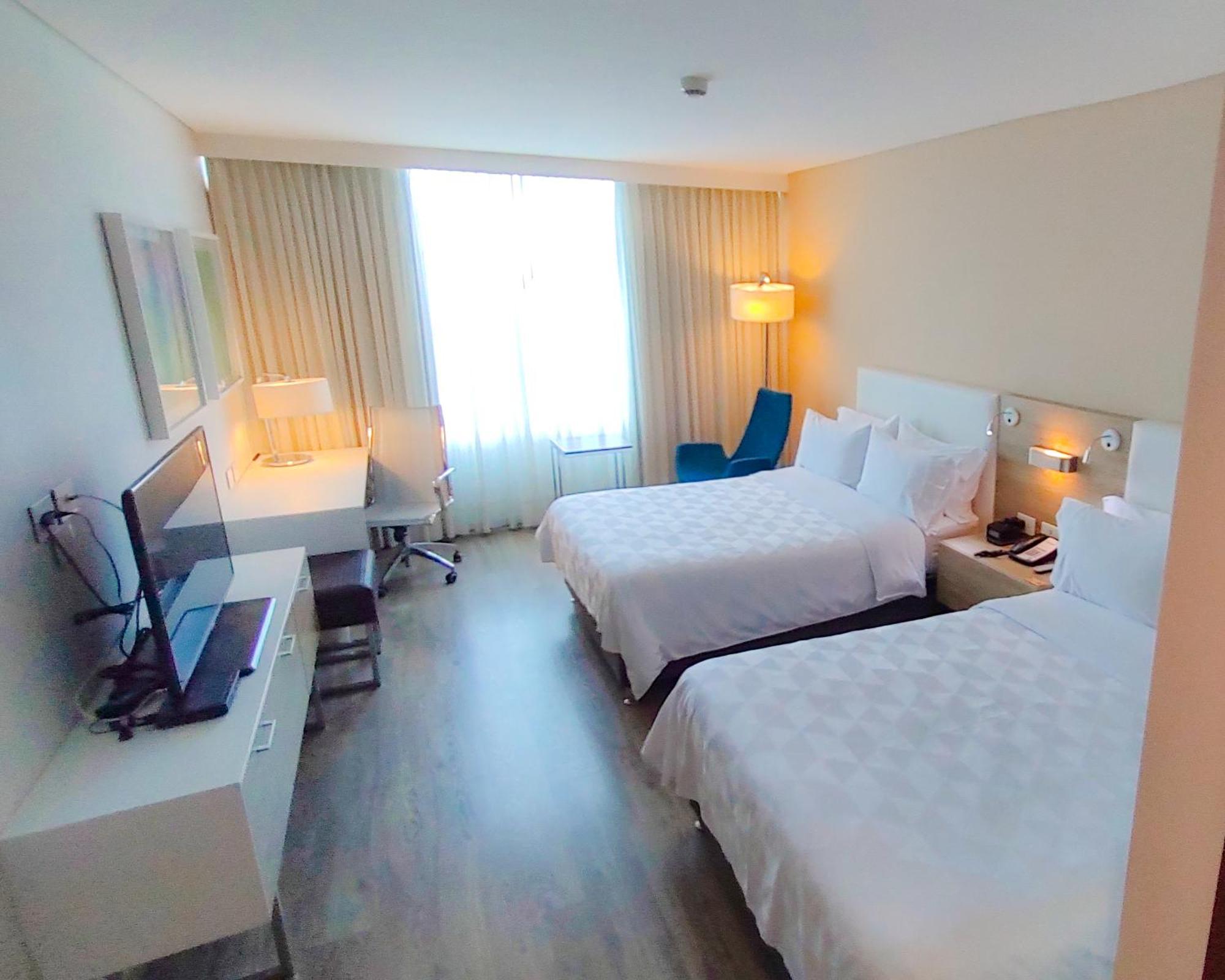 By Ihg Hotel 5*